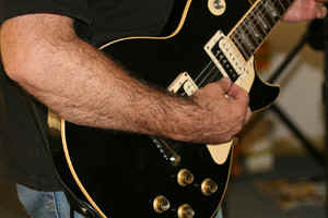 0322jon41t.jpg (8196 bytes)