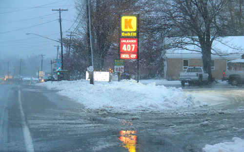 23412JON626s.jpg (86978 bytes)