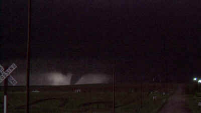 Edsontornado230502at.bmp (270056 bytes)