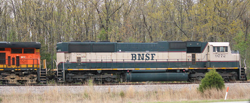2004jon003d.jpg (83400 bytes)