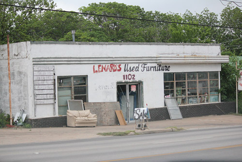 2404jon269d.jpg (89881 bytes)