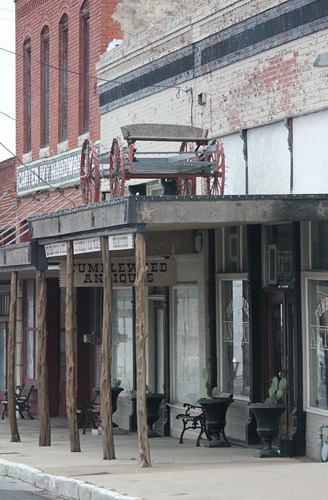 2404jon274d.jpg (94580 bytes)